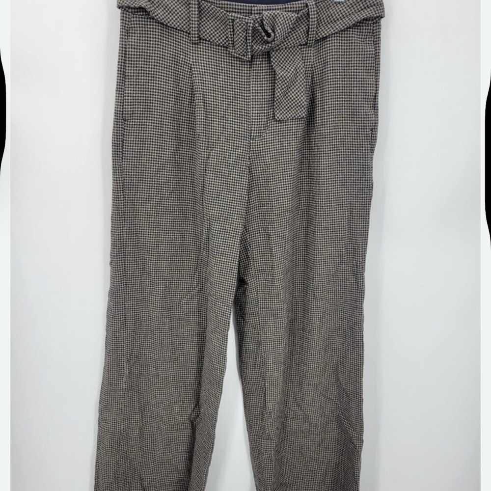 Banana Republic Gray Trousers with Pleats and Relaxed Fit